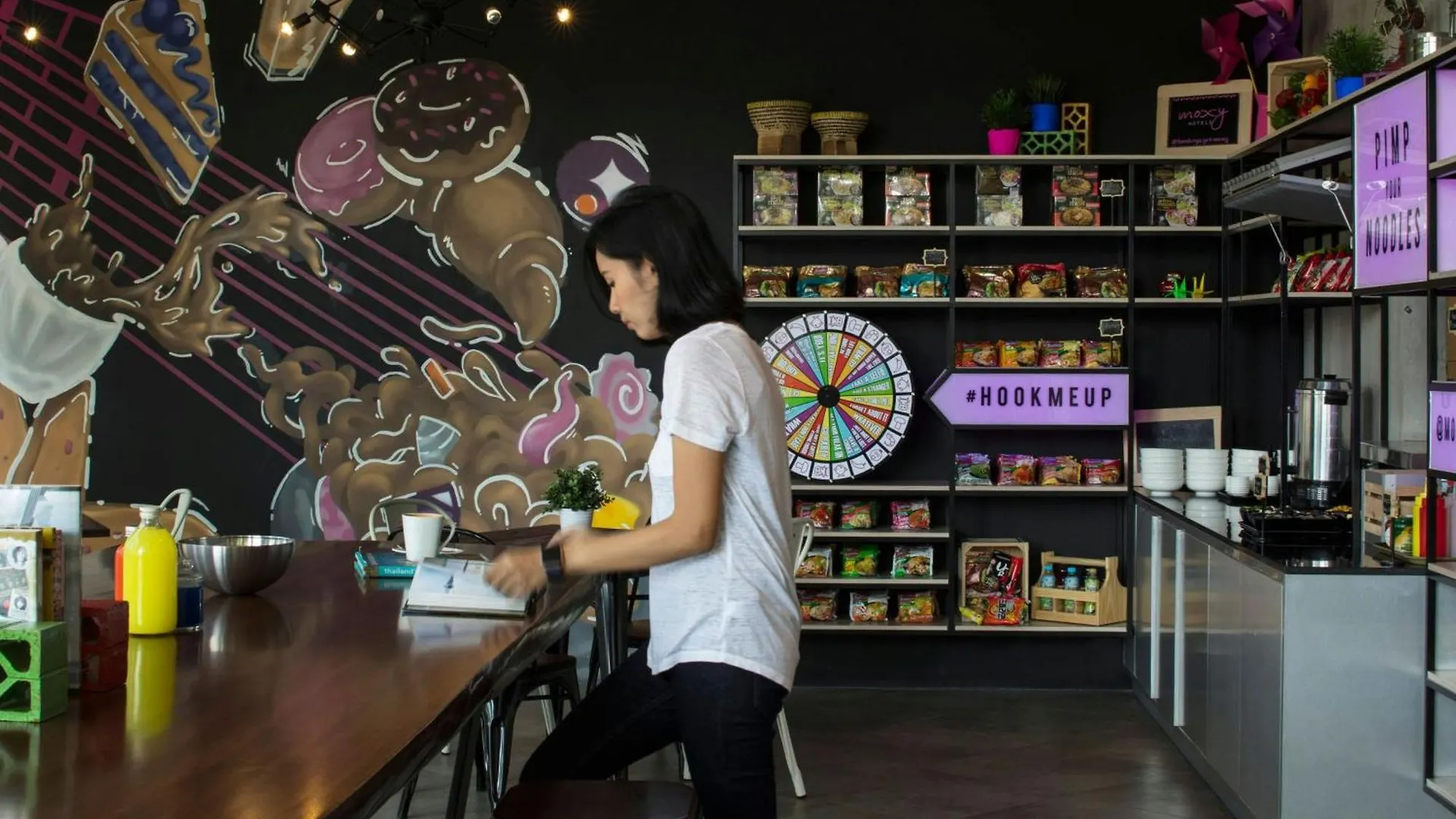 Hotel Moxy Dublin Docklands 0*,  Irland